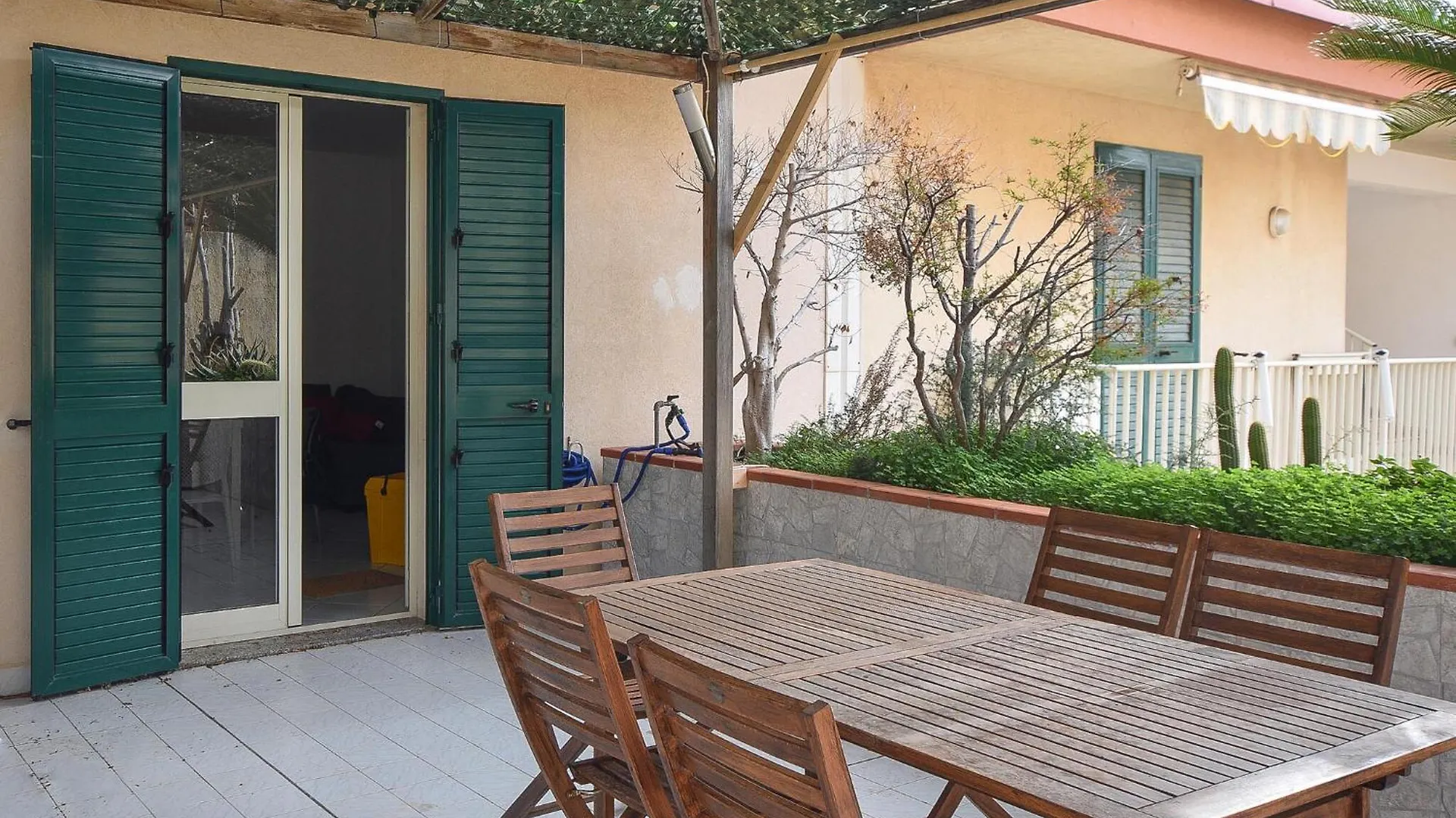 Cozy Apartment In Marina Di Ragusa With Wi-Fi